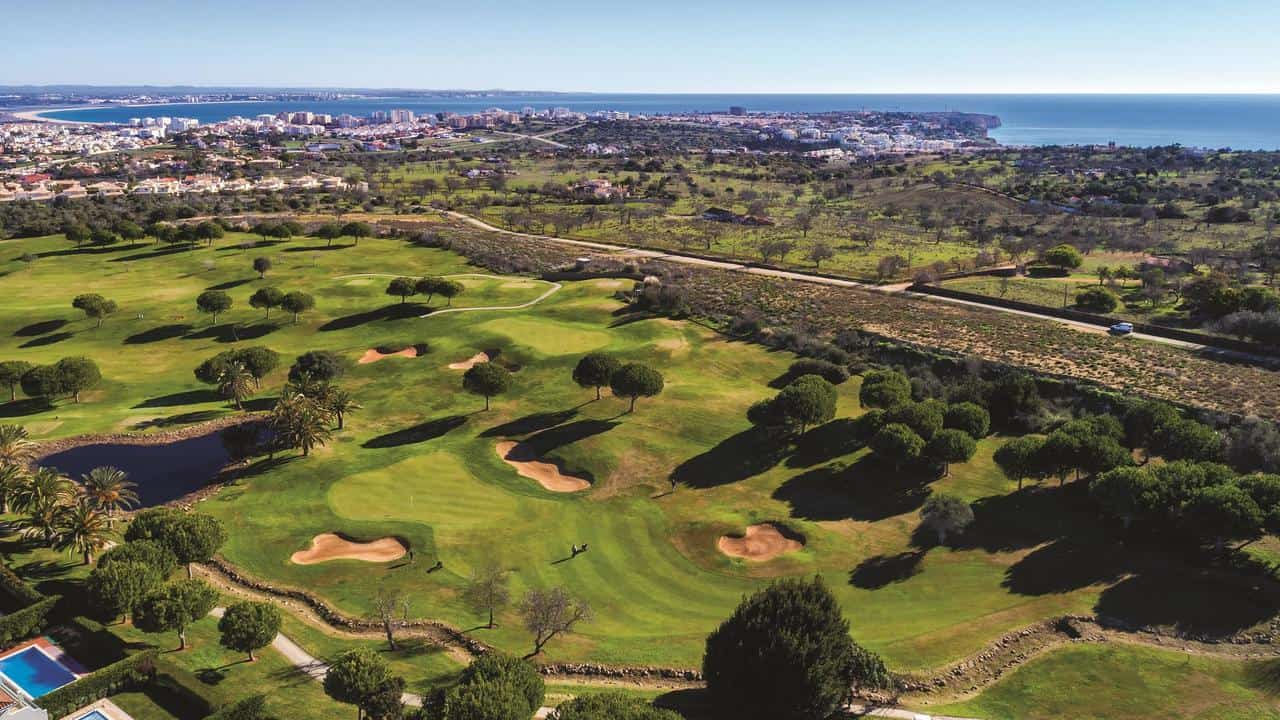 https://mail.portugalgolfcourses.info/uploads/golf-courses/Boavista_Golf_Course_2_FinursBNzd_20240609115037.jpg